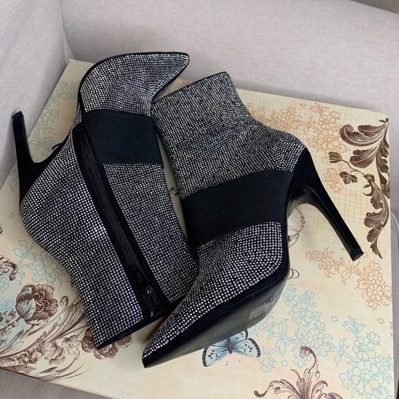 Topshop Black and Silver Heeled Boots with Stiletto Heel - Picture 4 of 8